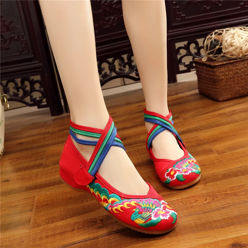 Обувь на плоской подошве модная женская вышитая обувь Женские босоножки Zapatos De