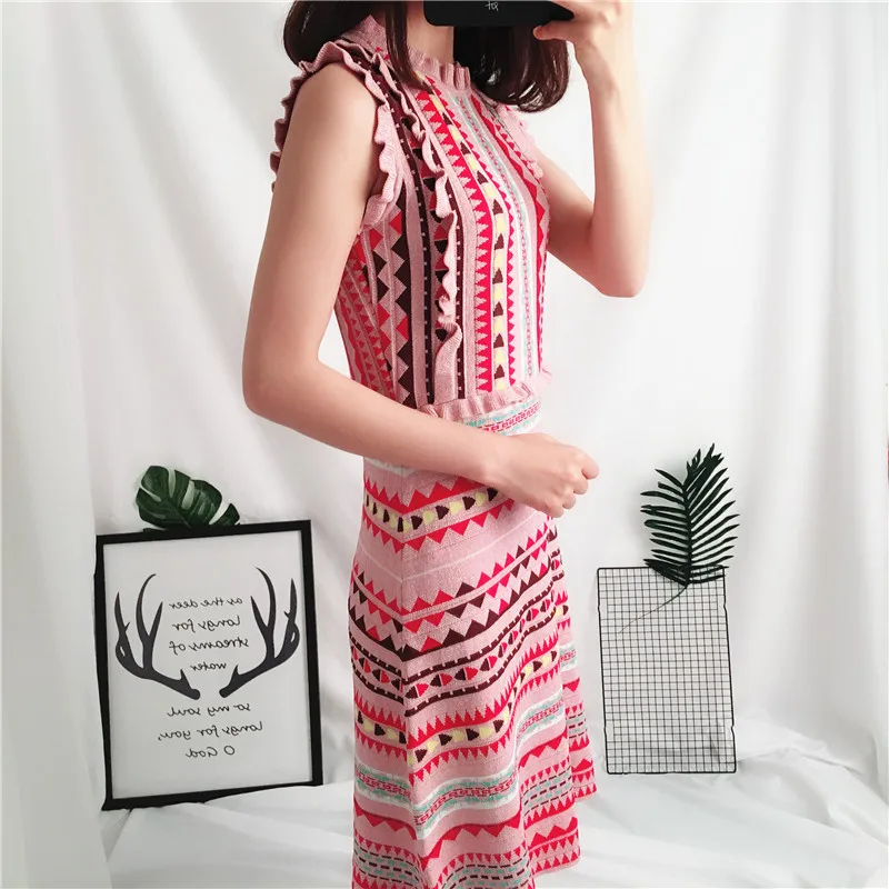 Высококачественное итальянское 2018 летнее Новое вязаное платье женские радужные