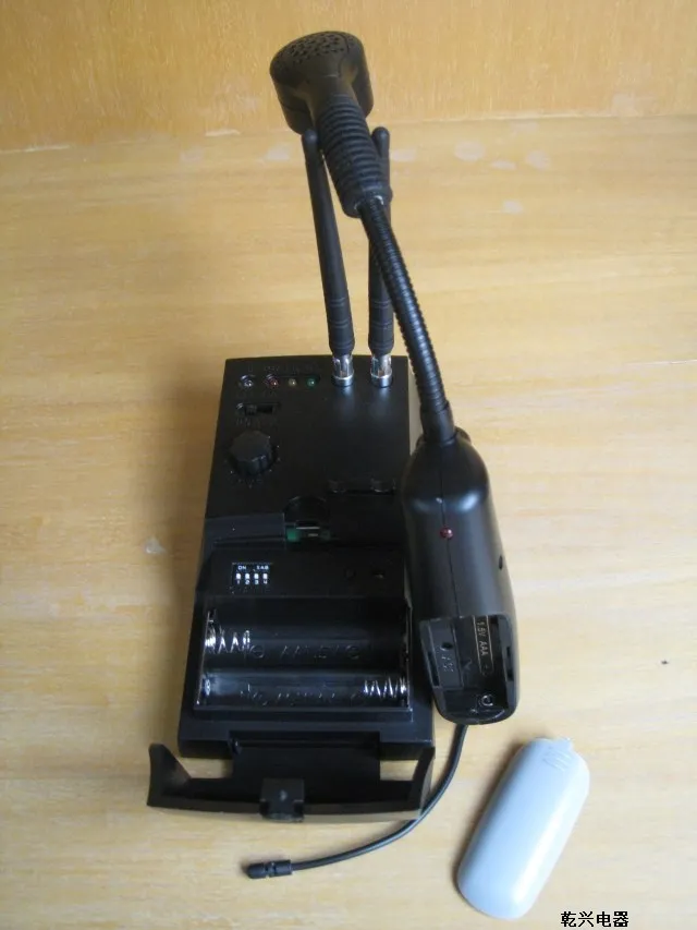 Беспроводной усилитель для музыкального инструмента|Микрофоны| |