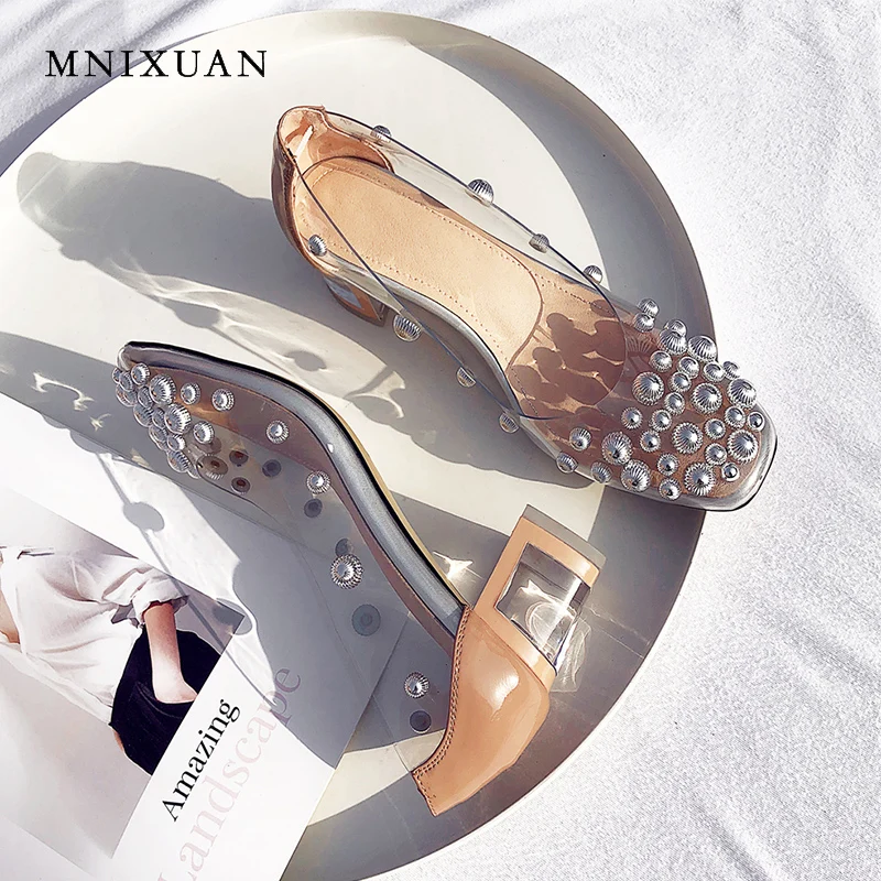 MNIXUAN/Прозрачная женская обувь на высоком каблуке; Туфли-лодочки; коллекция года; сезон лето; Новинка; повседневная обувь из ПВХ с квадратным носком и заклепками на среднем каблуке без застежки; Цвет Черный