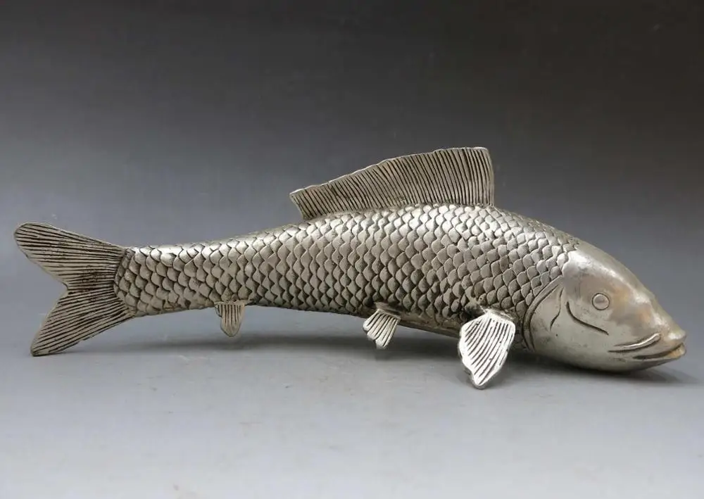 China silver handwork carved fine luck fish sculpture beautiful carp Statue