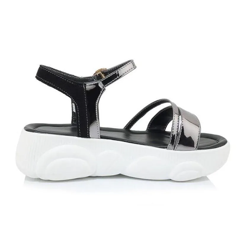 Большие и маленькие размеры 29-46 летние женские сандалии с пряжкой модные