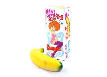 

1pc Sexy Squirting Banana Magic Tricks Comedy Stage Street Bar Gimmick Accessories Props Funny Classic Toy