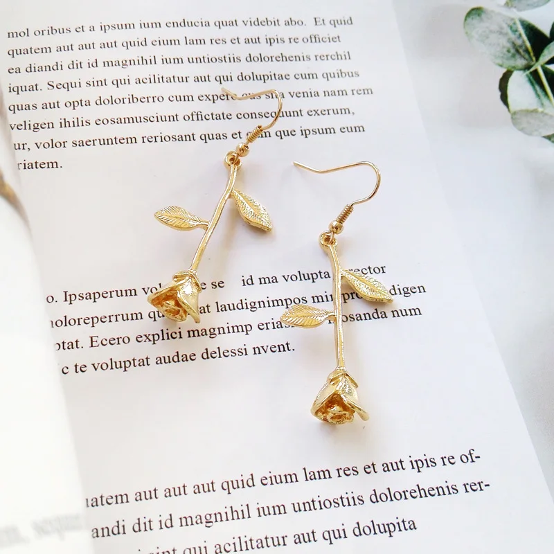 

South Korean Style Gold Color Rose Branch Hanging Earrings Romantic Leaf Rose Clip Earrings No Hole For Women Lady Girls