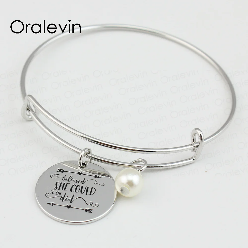 Она верила что она сможет так и сделала вдохновляющие украшения ручной штамповки