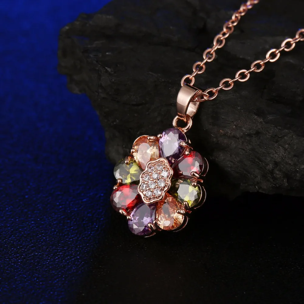 Женский комплект ювелирных изделий CARSINEL разноцветный из колье и сережек меди