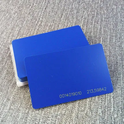 Синий 0,8 мм EM4100 Tk4100 125 кГц карта контроля доступа брелок RFID тег стикер брелок жетон кольцо Бесконтактный чип - Цвет: Синий