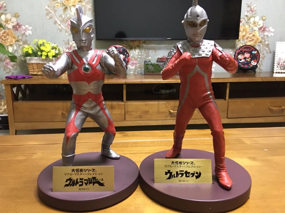 Игрушечные фигурки из смолы UItraman Seven gk в наличии | Игрушки и хобби