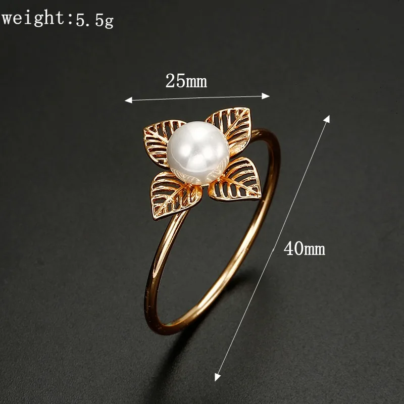 4/PCS European Openwork Petal Napkin Circle Wedding Hotel Pearl Ring Table Decoration | Дом и сад