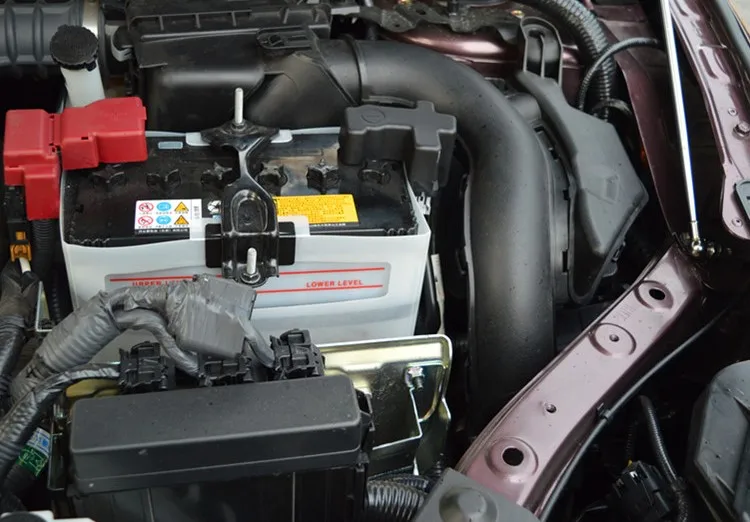 Защитный чехол для автомобильного аккумулятора Nissan Sentra 2013-2018 | Автомобили и