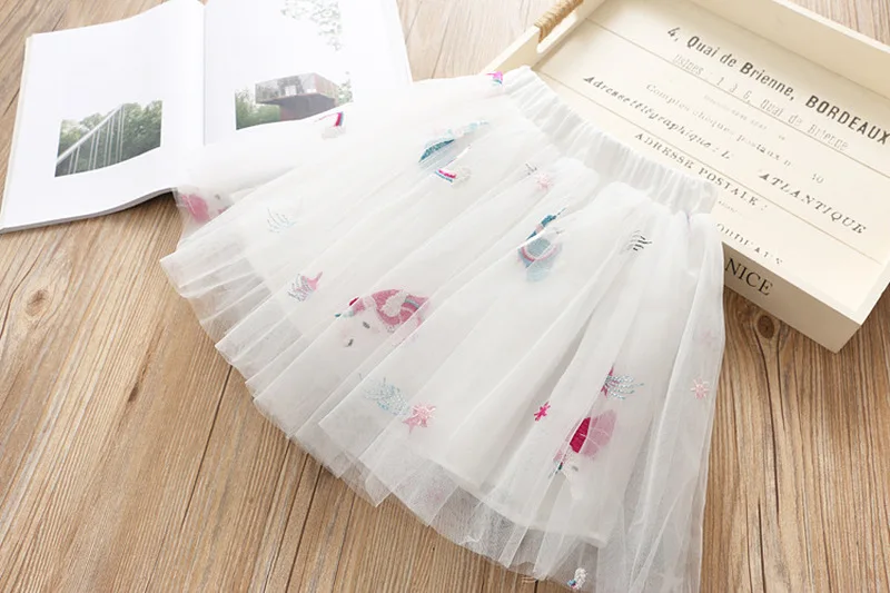 Одежда для маленьких девочек лето 2019 рубашка с открытыми плечами принтом