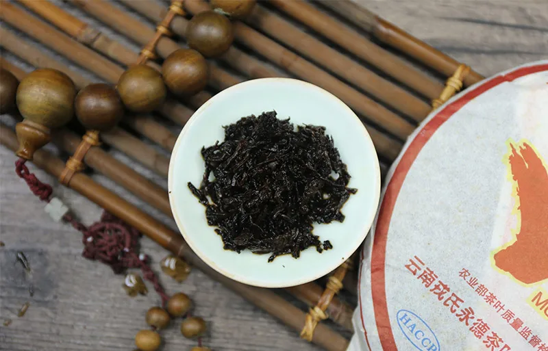 Mengku Rongshi Shu Pu'er чай 2010 Те пуэр 07031 Muyechun спелый пуэр 400 г