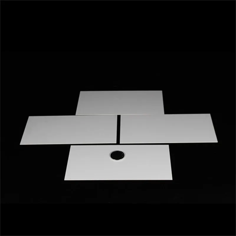 99% глинозема керамическая пластина квадратная изолированная износостойкая Д * Ш