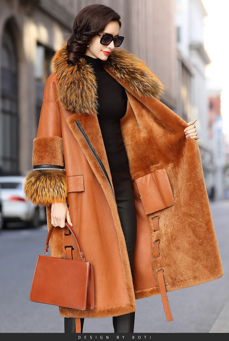 NEW Real sheepskin jacket women plus size Luxury clothes European style Women's leather jackets Haute couture Raccoon fur collar