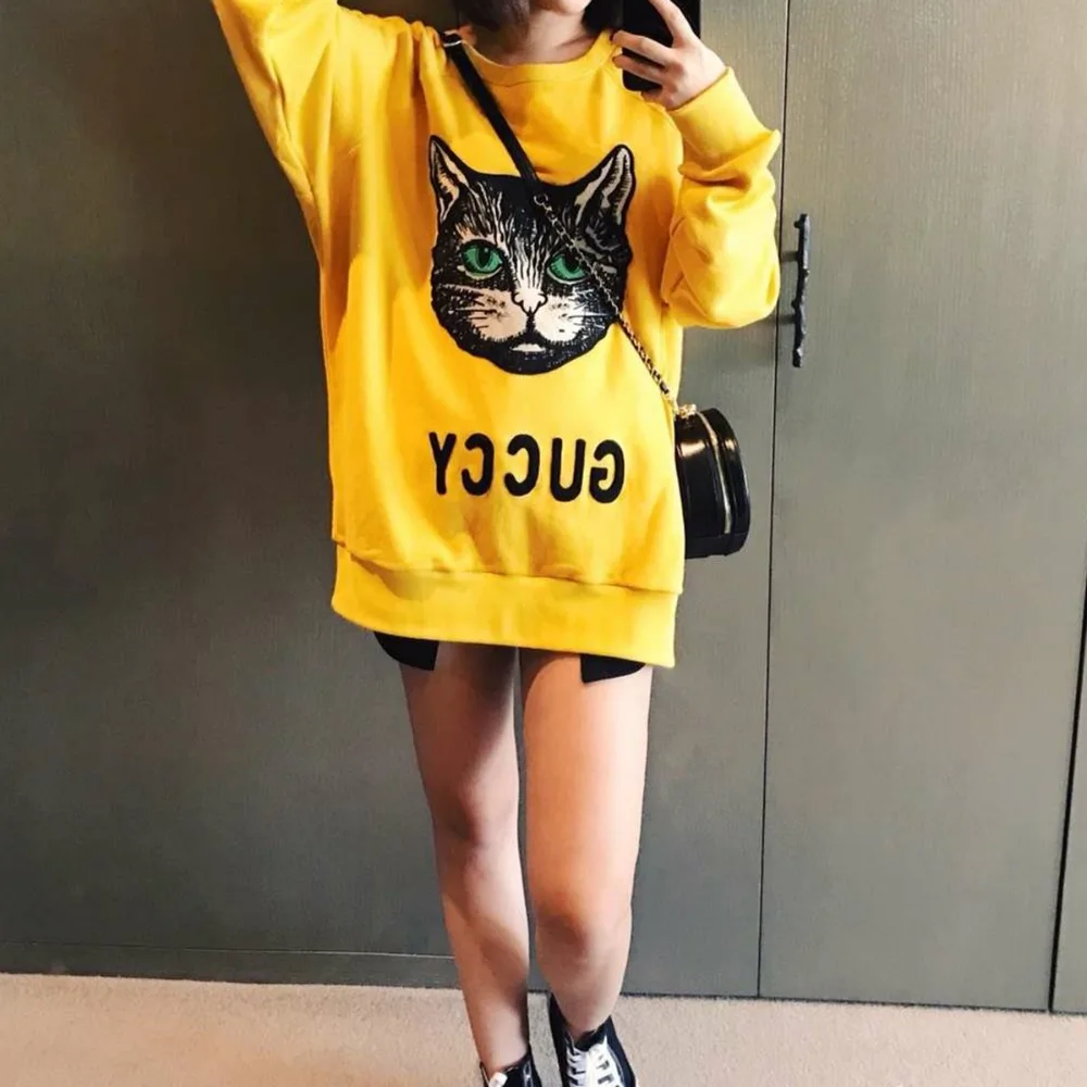 Darcydebie осень для женщин Винтаж имбирь Мода повседневное ретро кошка вышитые