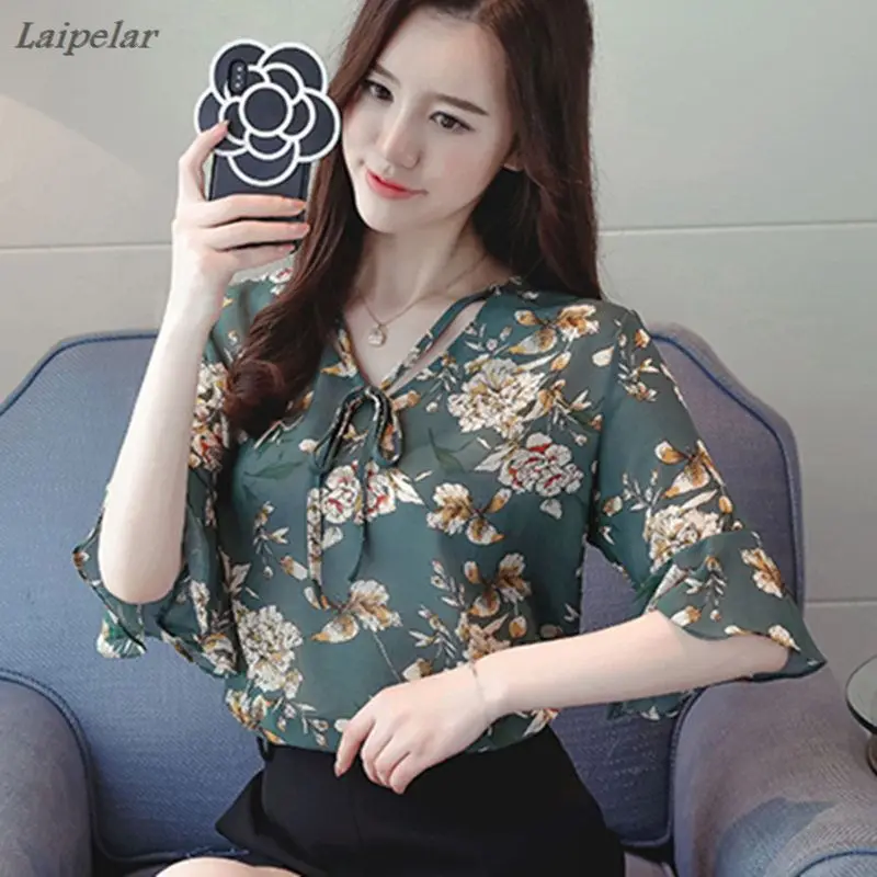 

Женские летние топы, шифоновые блузы и рубашки, женская блузка с цветочным принтом, расклешенные рукава, Blusa Feminina, свободные топы для женщин