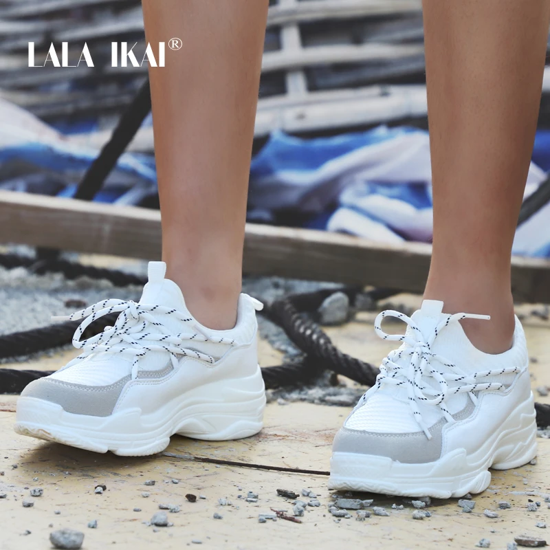 LALA IKAI/женские кроссовки на платформе со шнуровкой; модная Лоскутная обувь для отдыха; сезон весна-осень; дышащая обувь; Feminino; 014A2671-4