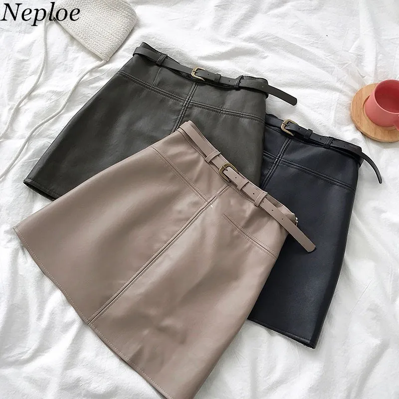 Neploe из искусственной кожи Осень Зима Новая женская юбка с высокой талией однотонная мини-юбка с поясом трапециевидная Корейская юбка выше колена 68501