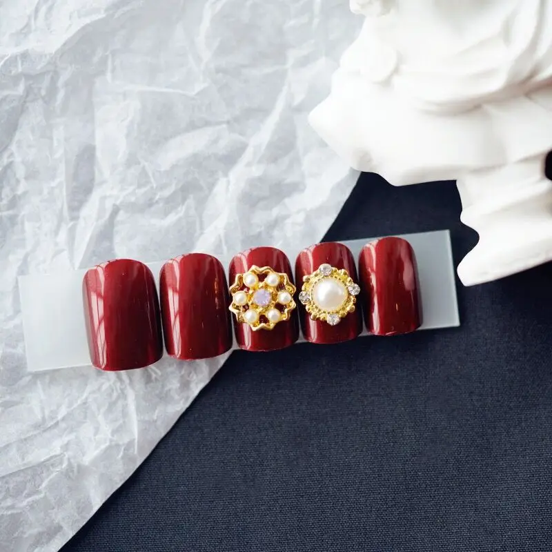 Limited black or red pure color series with diamond decoration 3d fake nails Bride cute full nail tips Punk style false | Красота и
