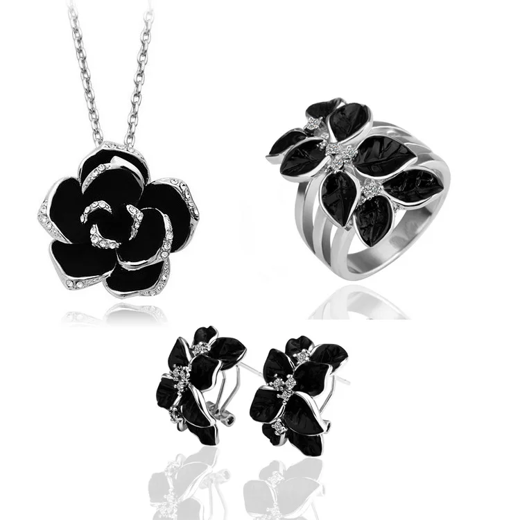 Женский ювелирный комплект из колье серёг и кольца с камелией|brand jewelry sets|designer