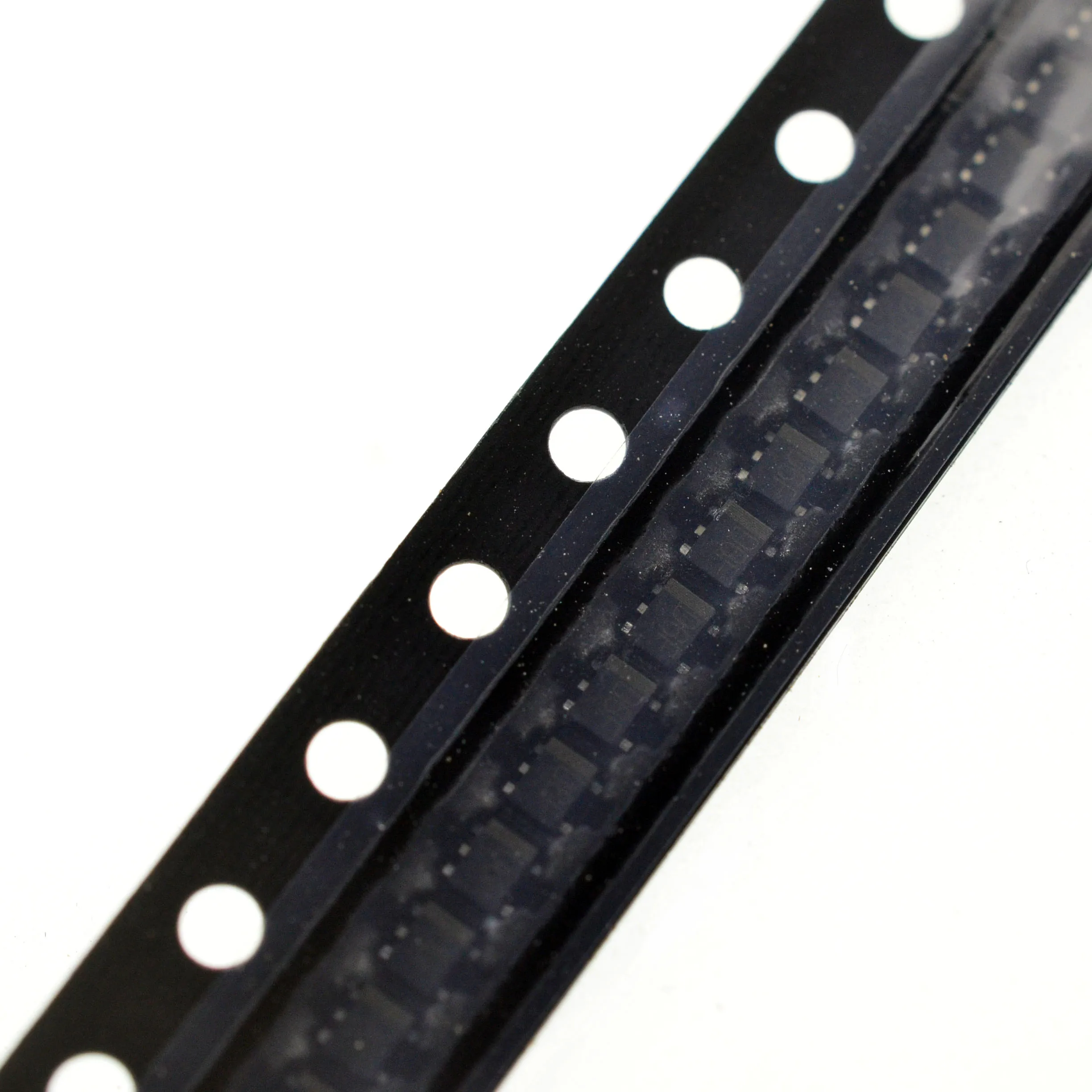 

EMZ6.8E FJT2R D6F Diode Mount SOT553