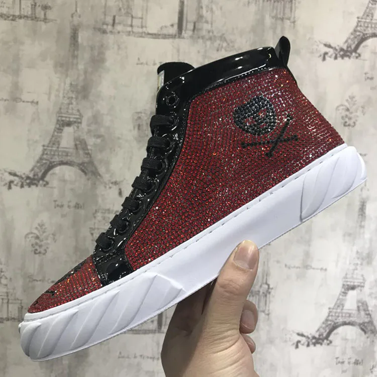 Новинка сезон весна осень повседневная обувь со стразами и шипами на шнуровке