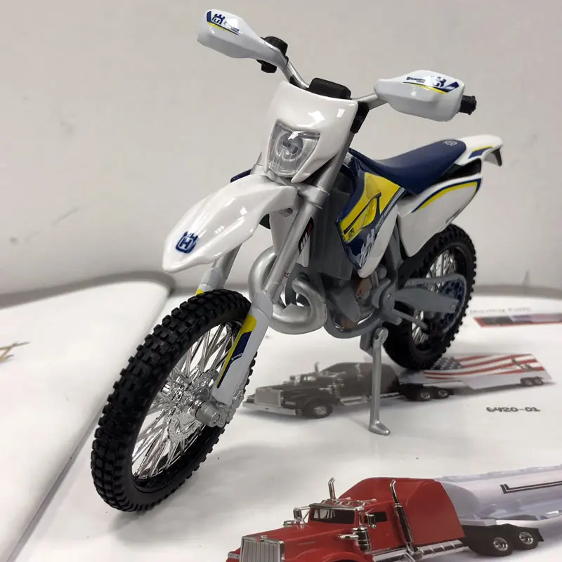 5 шт./лот MAISTO 1/12 масштаб игрушки, модели мотоциклов Италия Husqvarna FE 501 литья под давлением металлический мотоцикл модель ручной работы игрушки