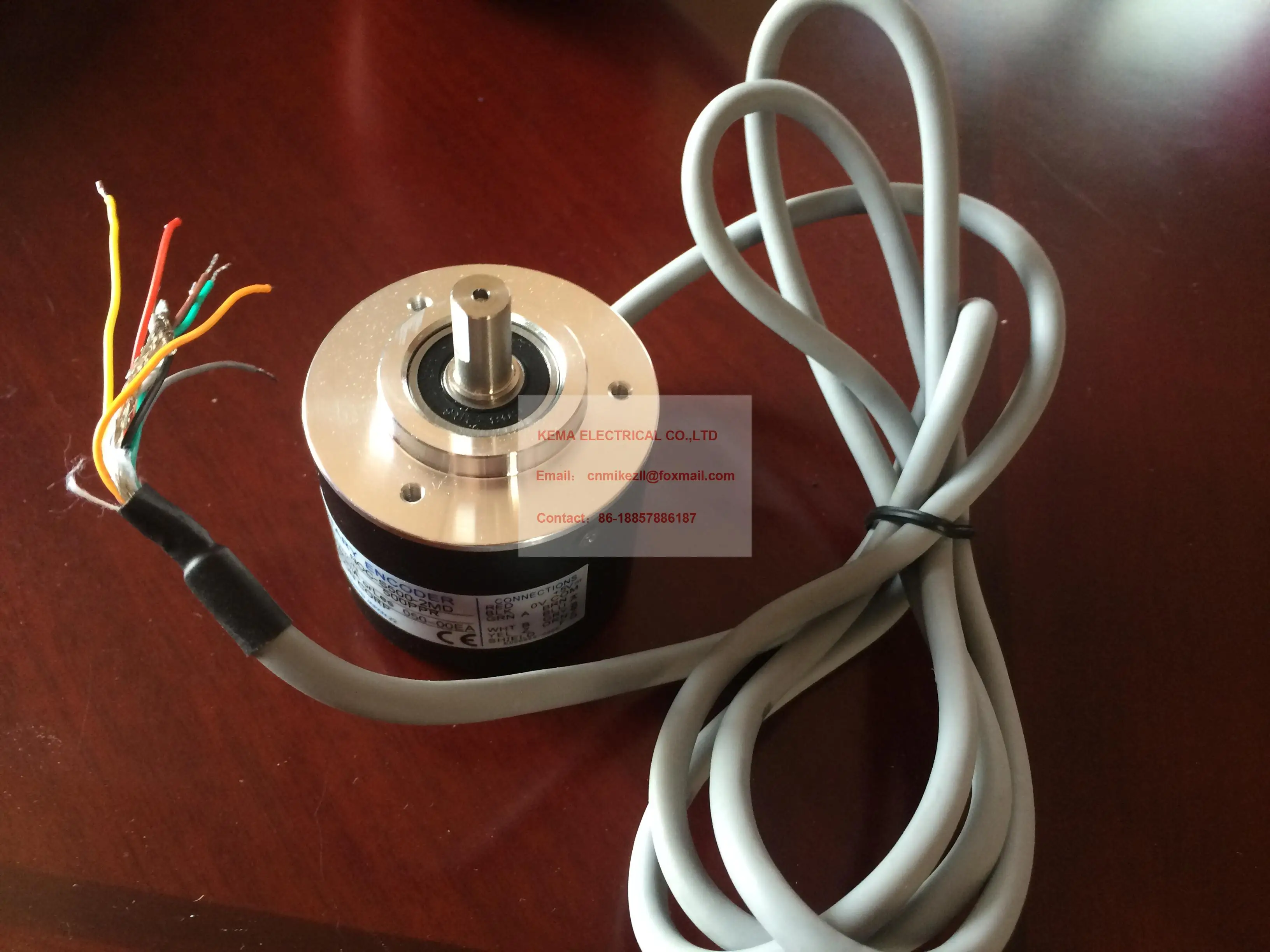 

Произвести в Китае и заменить ZXF-102.4BM-CO5D 100%