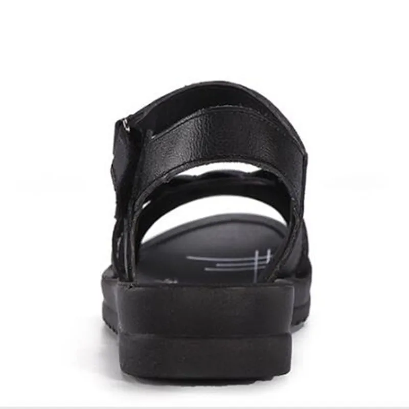 Женские сандалии из натуральной кожи на плоской мягкой нескользящей подошве