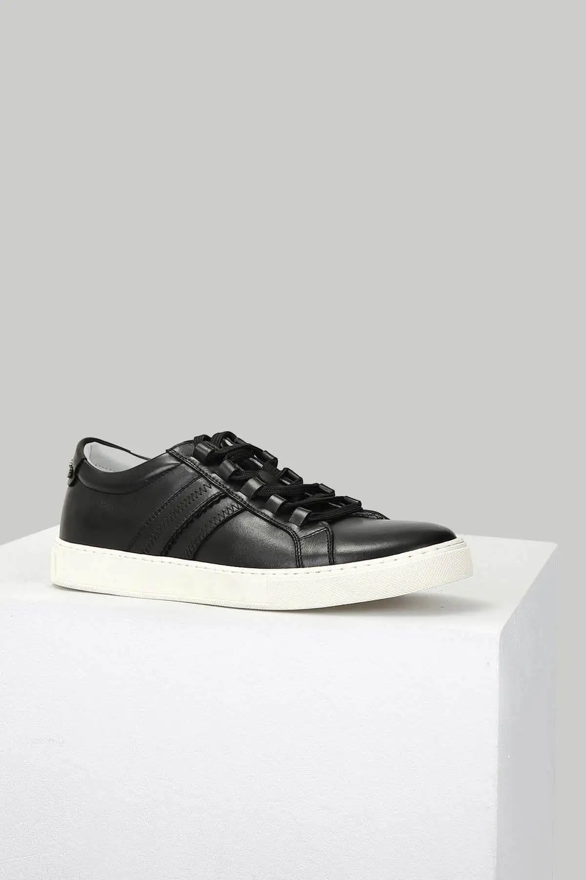 Мужская обувь из натуральной кожи Derimod|Туфли| |