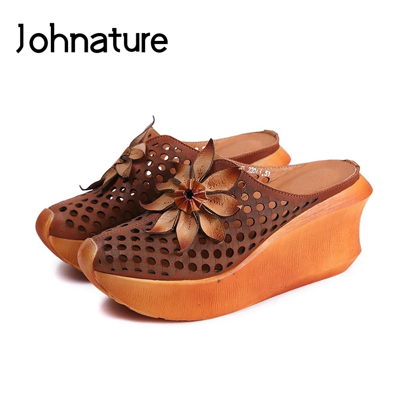 

Johnature/летние шлепанцы из натуральной кожи на платформе и высоком каблуке с цветочным рисунком; шлепанцы на танкетке в национальном стиле; же...