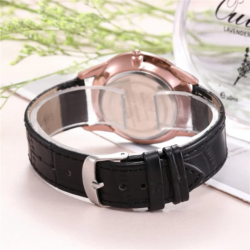 

Women relojes mujer 2020 Hotting Fashion Women Faux Leather Analog Quartz Wrist Watch Casual Leather Ladies Dress Watches Lady40