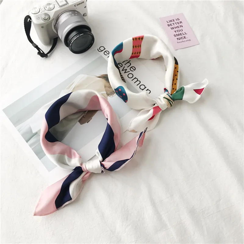 2019 распродажа хиджаб Южная Корея Осень и зима маленький квадратный шарф Женская