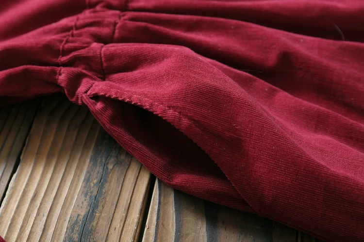 Бордовое красное вельветовое платье осенне-зимние теплые платья женские