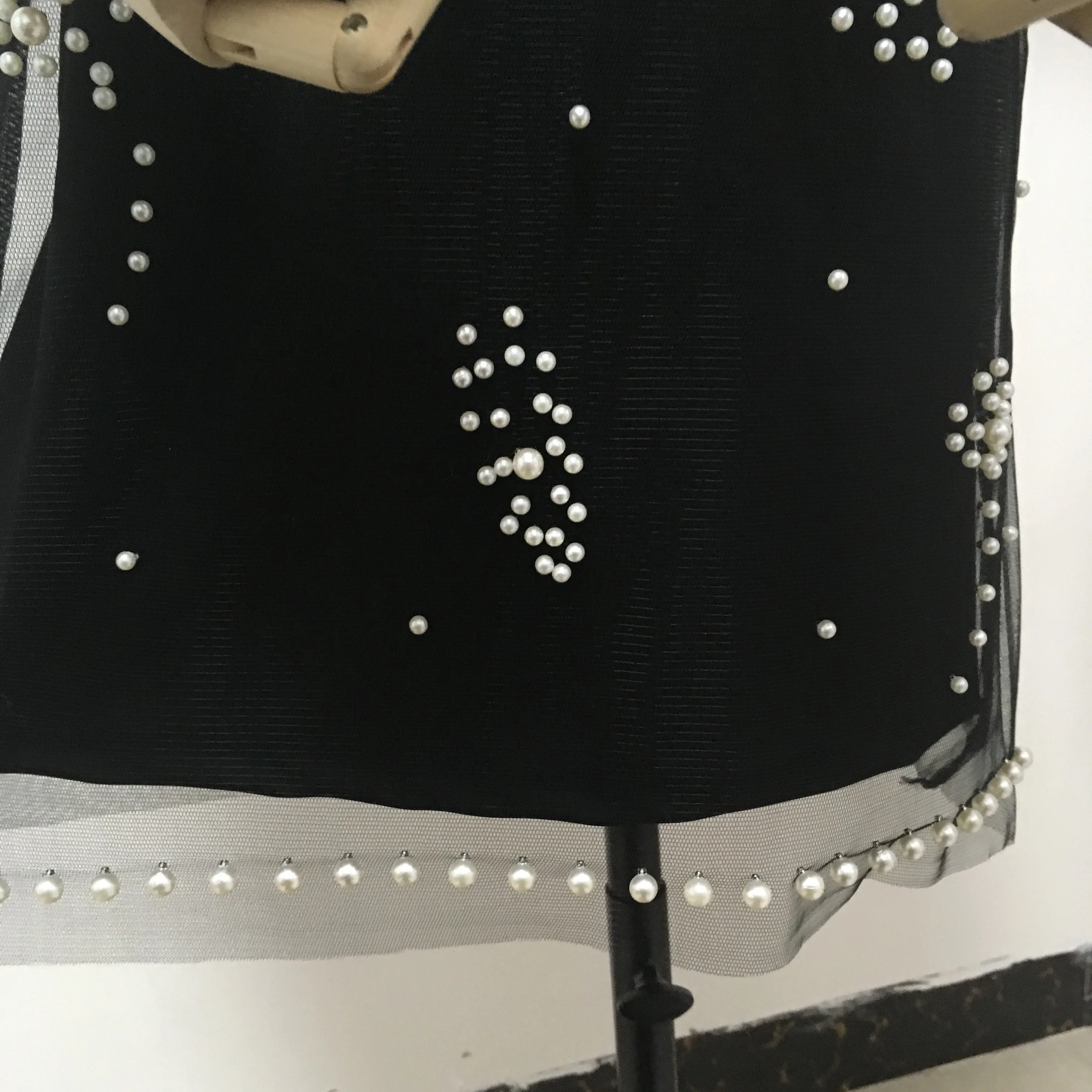 Новинка весны сетки Beadings V Средства ухода за кожей Шеи Для женщин по колено жилет