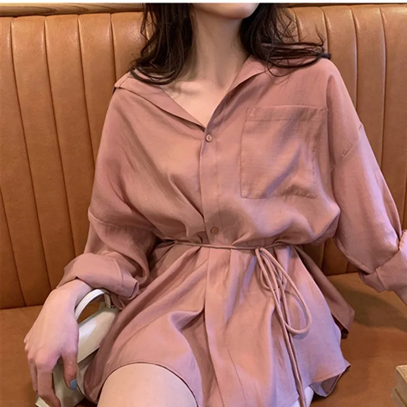 Женский костюм из двух предметов на шнурках однотонный офисный со штанами лето