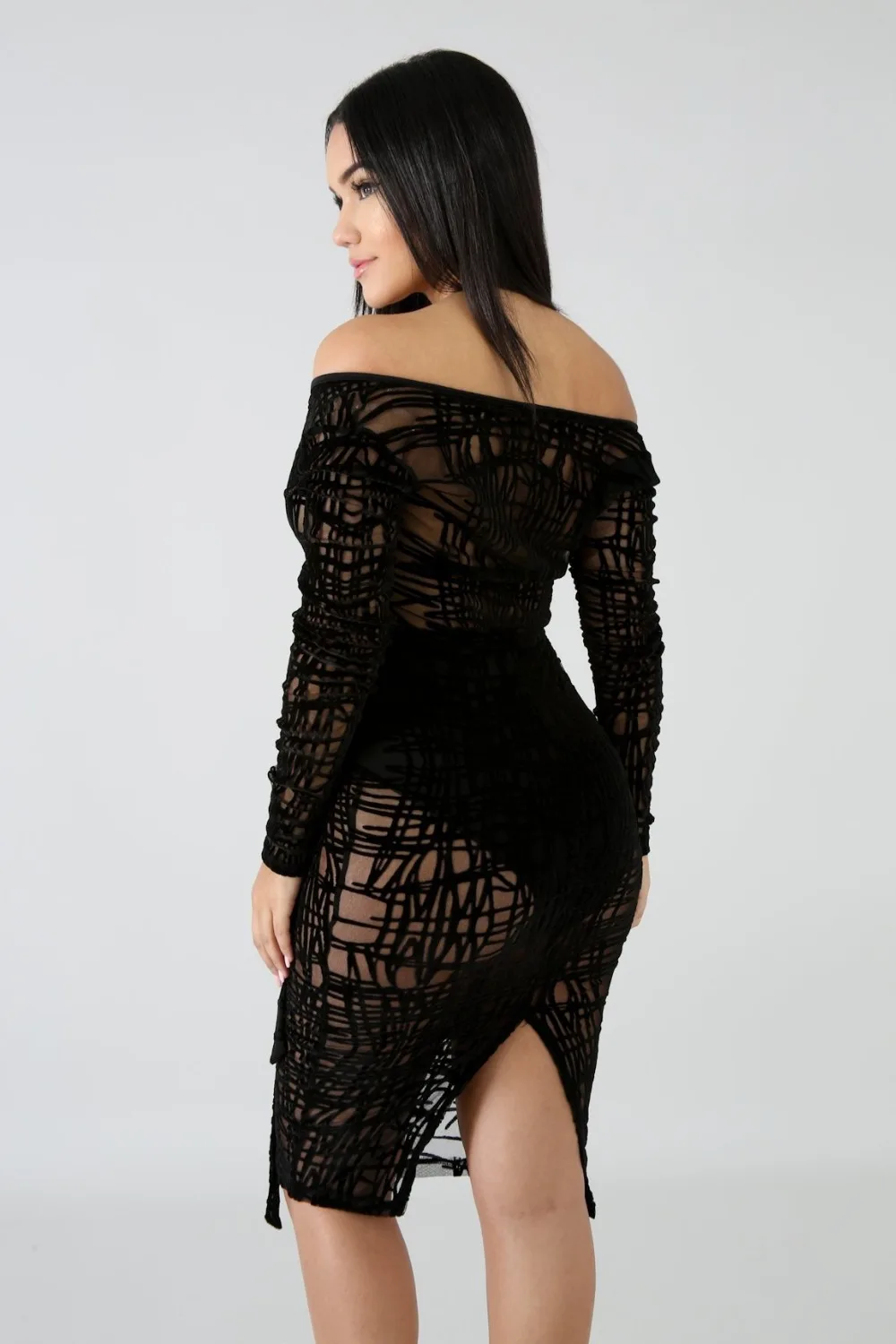 Женское облегающее платье с открытыми плечами прозрачное Прозрачное v образным