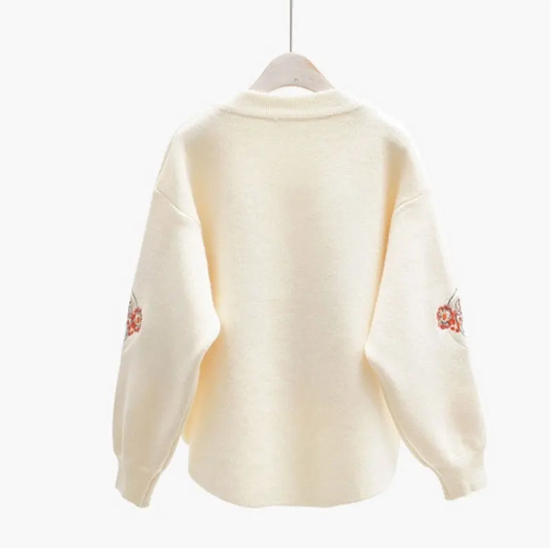 

Womenn Spring Autumn Sweater Cardigans Embroidery Zipper Sweater Poncho black White Flower Coat Short Poncho Feminino QH0191