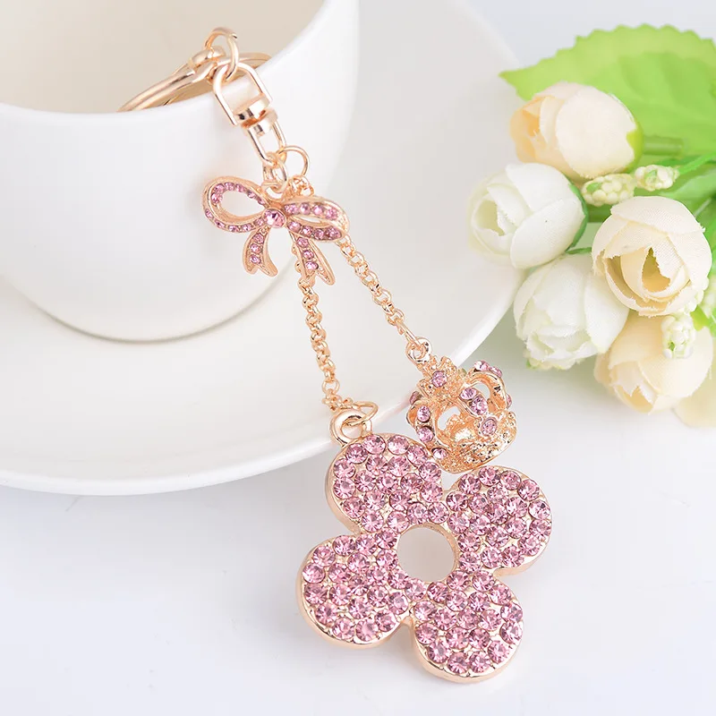 

High Quality Creative Brands Key Chains Rhinestone Keyrings Fashion Key Ring Holder Car Keychains Women Bag Charm Pendant