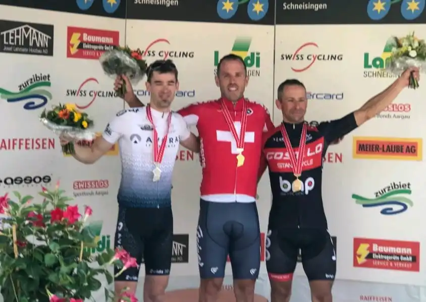 Команда Costelo BNP Swiss UCI одобренный велосипедист