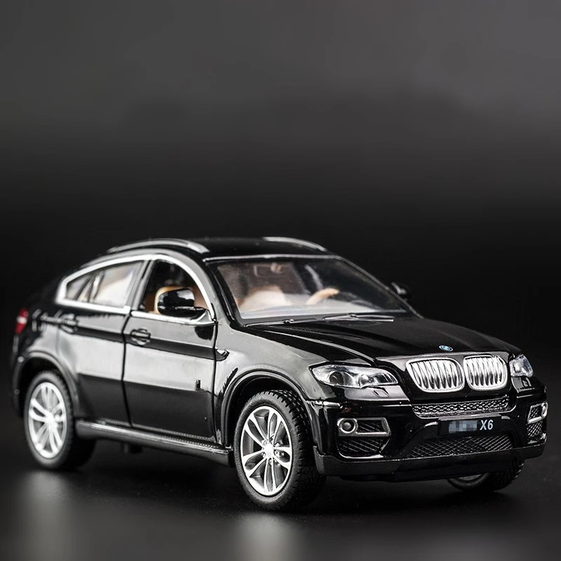 KIDAMI 1:32 Alloy Pull Back Diecast X6 car Model with Sound Light boys Collection Gift Toy For children |