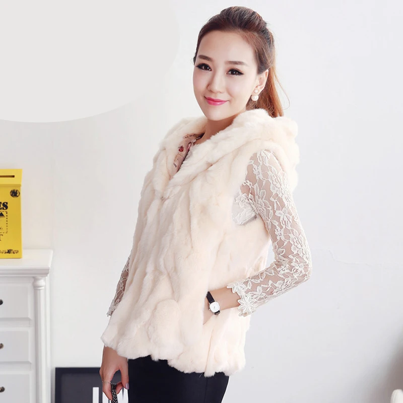 Женский жилет из натурального кроличьего меха без рукавов с капюшоном Осень-зима