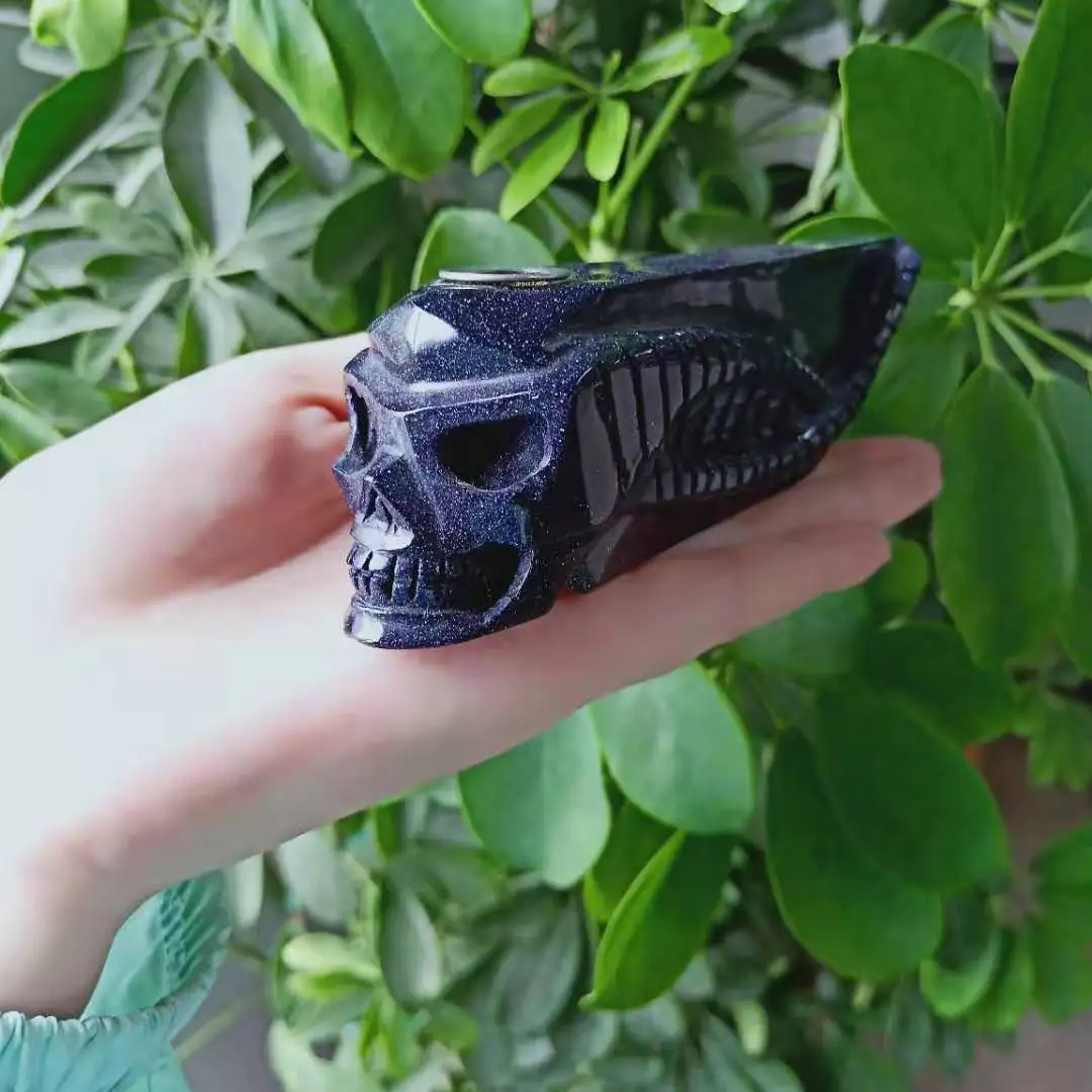 Blue Goldsand Stone Высокое качество дешевая цена 13,5 см труба камень курительная труба Синий Золотой песок камень Череп Форма Гравировка полированная красивая для подарка WYQ - Цвет: Blue Goldsand Stone