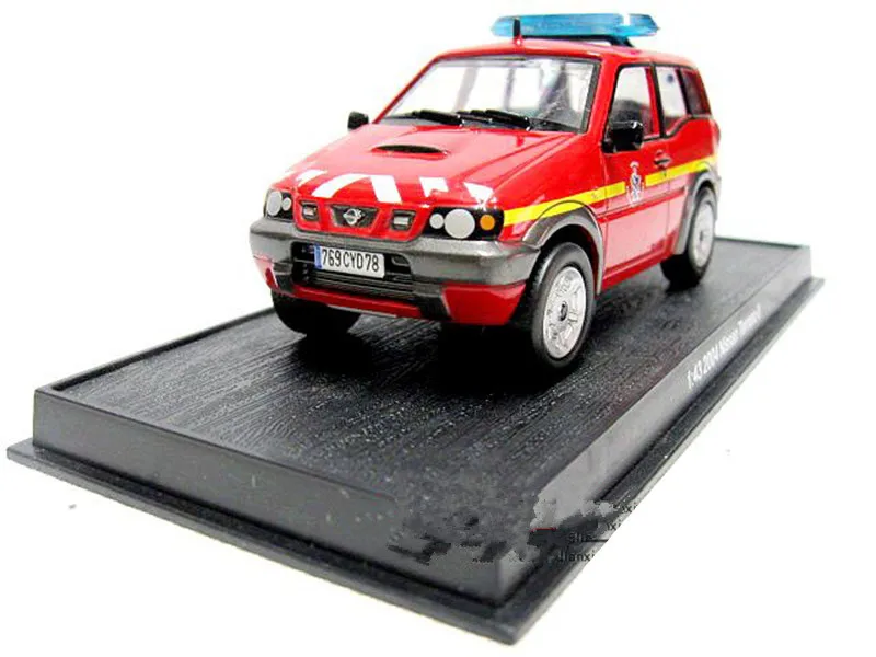 Модели автомобилей из 1:43 сплава высокая имитация Nissan terrano II модель моделирования