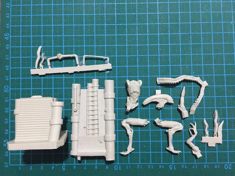 1/32 Неокрашенная фигурка инопланетянина из смолы с основанием 90 мм|resin figure|1/16