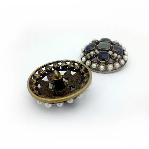 Золотистое металлическое пальто свитер женское жемчужное Новое