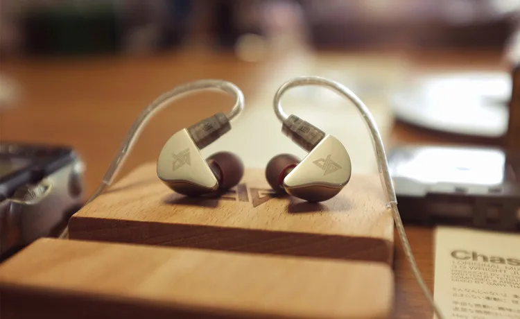Оригинальные наушники AUGLAMOUR R8 HIFI Super Bass In Ear, металлические наушники с ушным крюком, обновленные HIFI наушники, гарнитура «сделай сам» - Цвет: SILVER