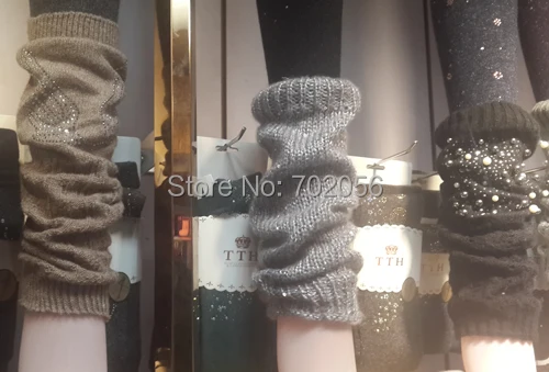 Рисунок 5 - 2016 г. Перламутровые вязаные гетры-манжеты