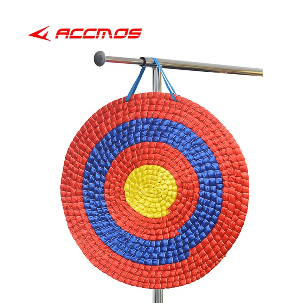 

Стрельба из лука соломенная шляпа-плетения мишень, лук и стрелы стрельба из лука музея Живописный район в помещении и на открытом воздухе ст...