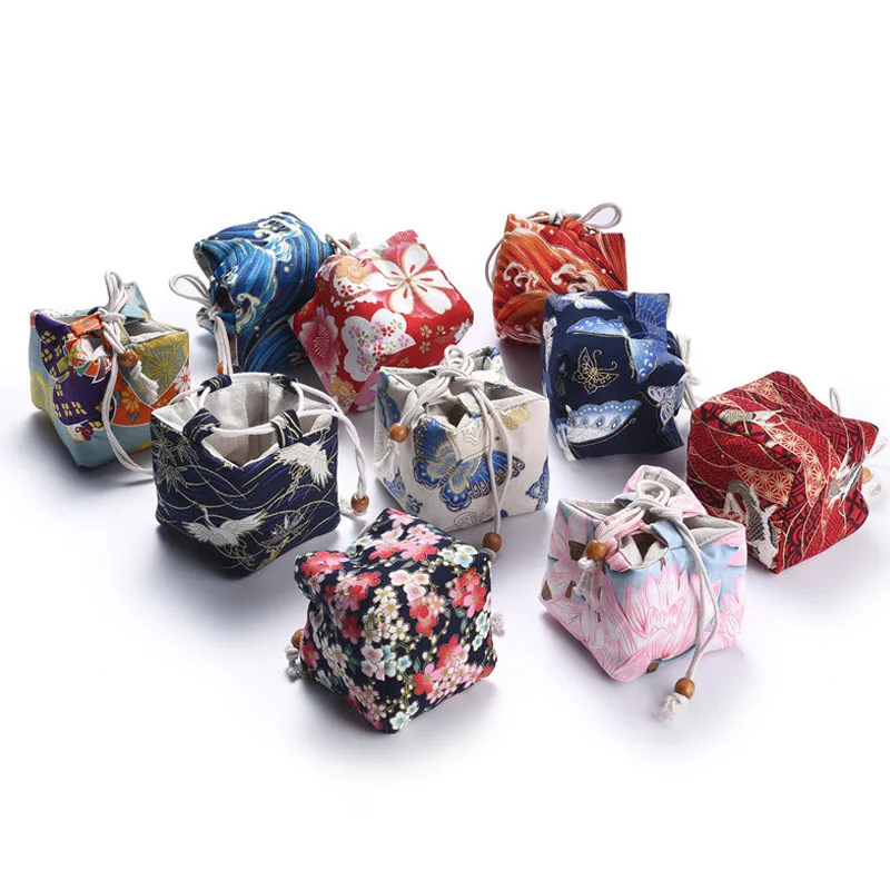 

100PCS / LOT Women Cosmetic Bag Toiletry Pouch Storage Travel Wash Pouch Cotton Linen Portable Printing Makeup Bag